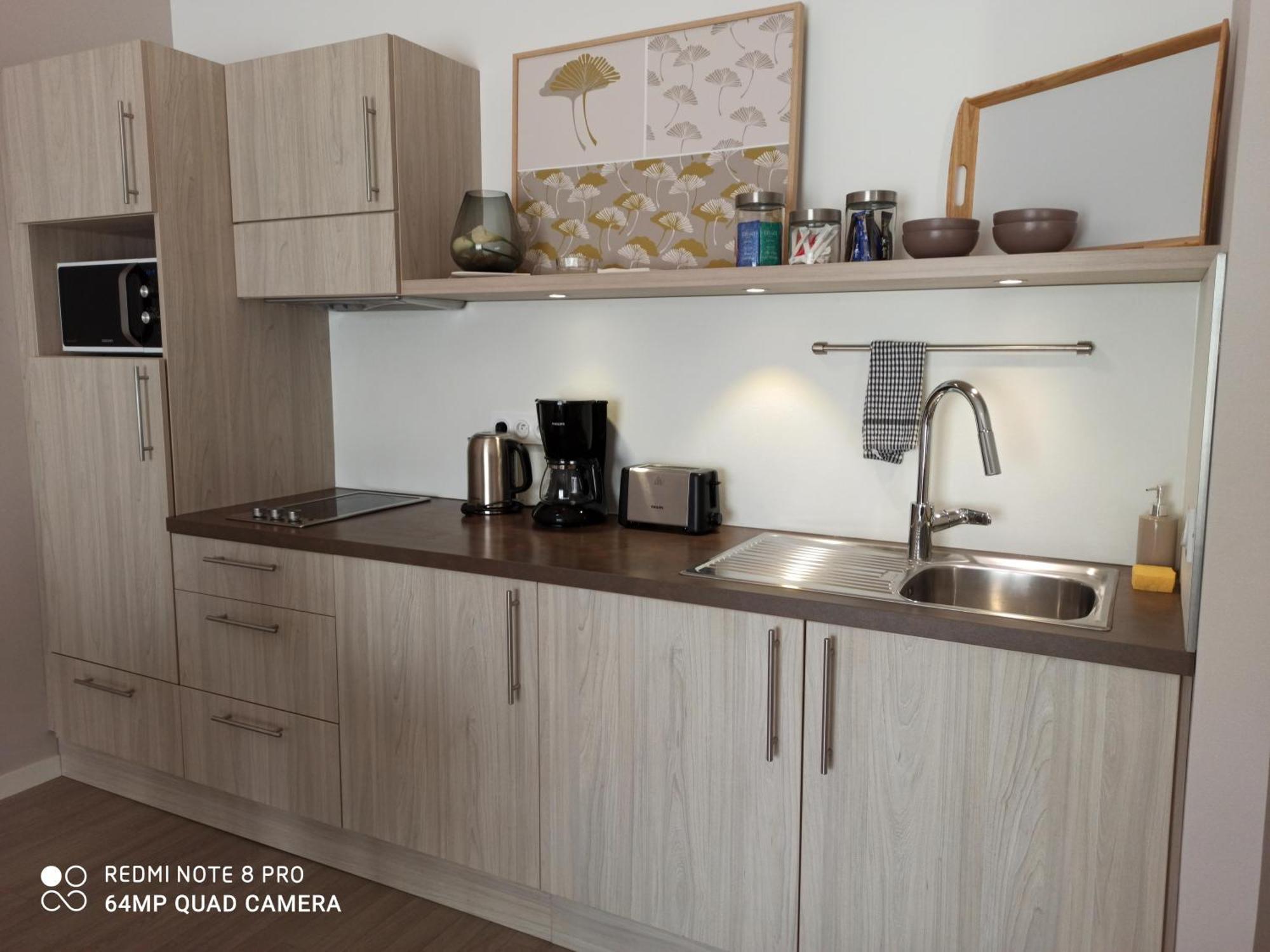 شقة Domitys - Le Manoir Perignat-les-Sarlieve الغرفة الصورة